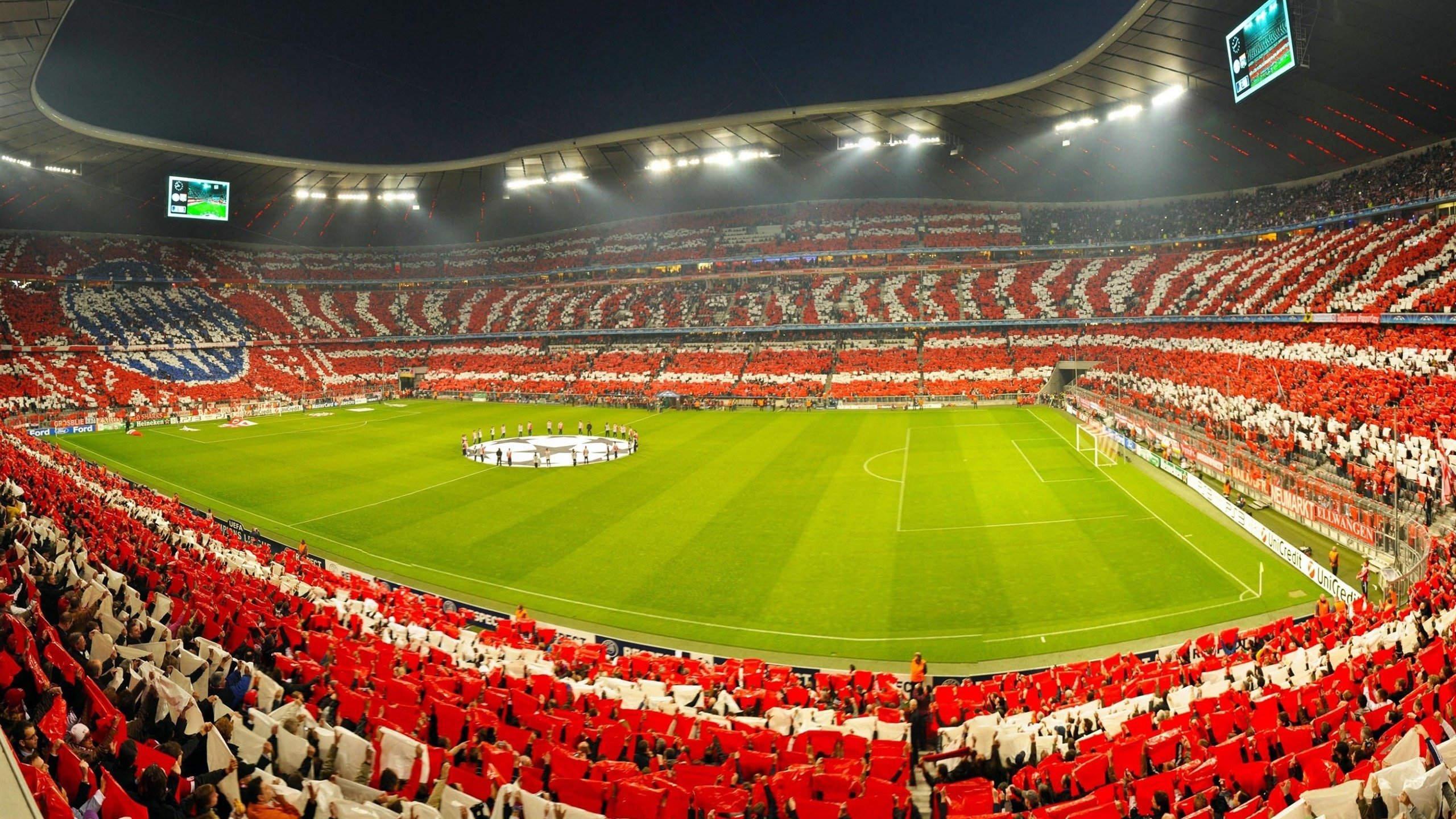 “逆境中的王者：车手在极端天气下的硬仗”